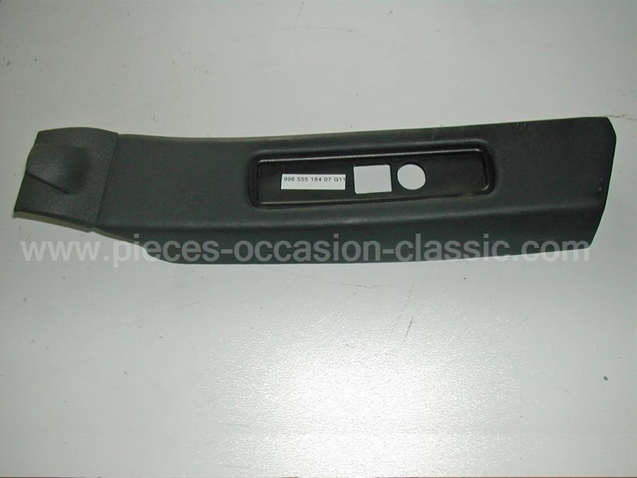 Revetement montant ceinture D Porsche 996